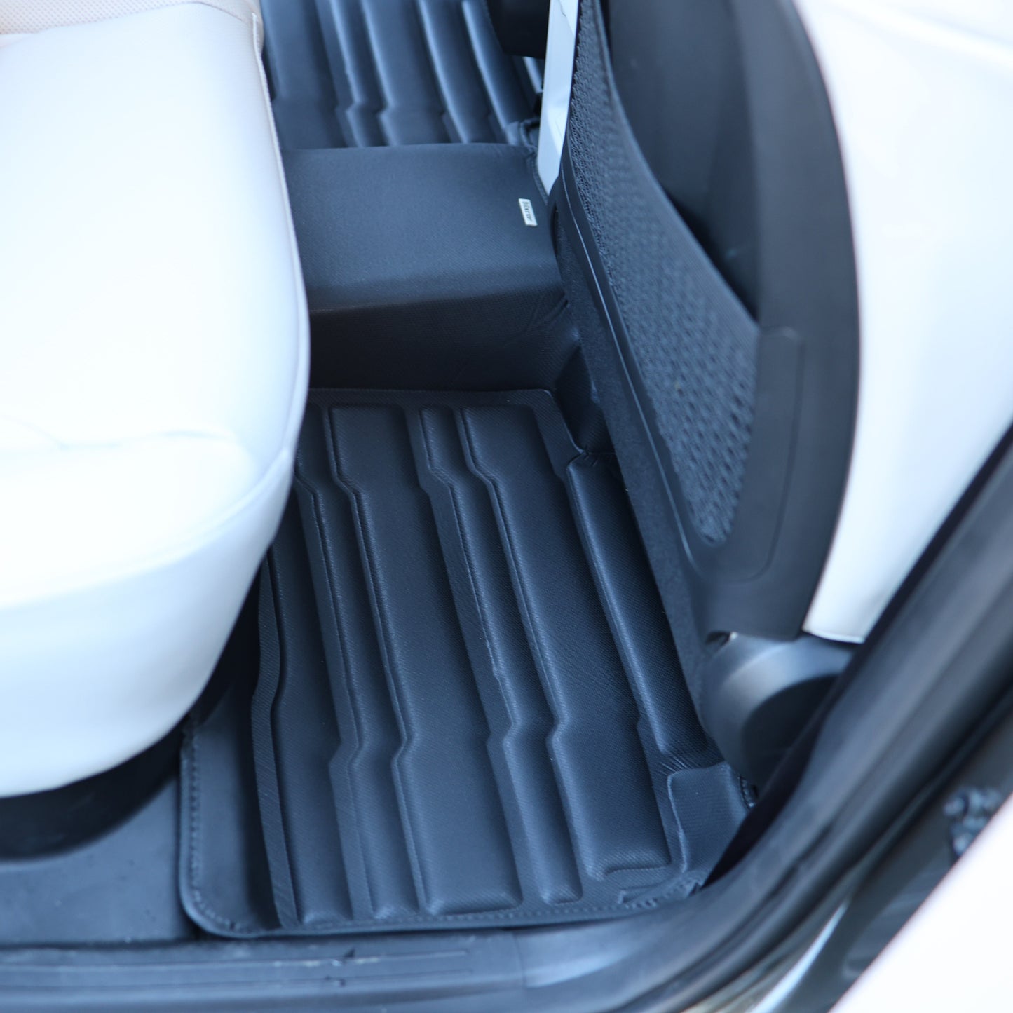 Hyundai Tuscon Gas Floor Mats 2022-2026 | Covers Row 1 & 2