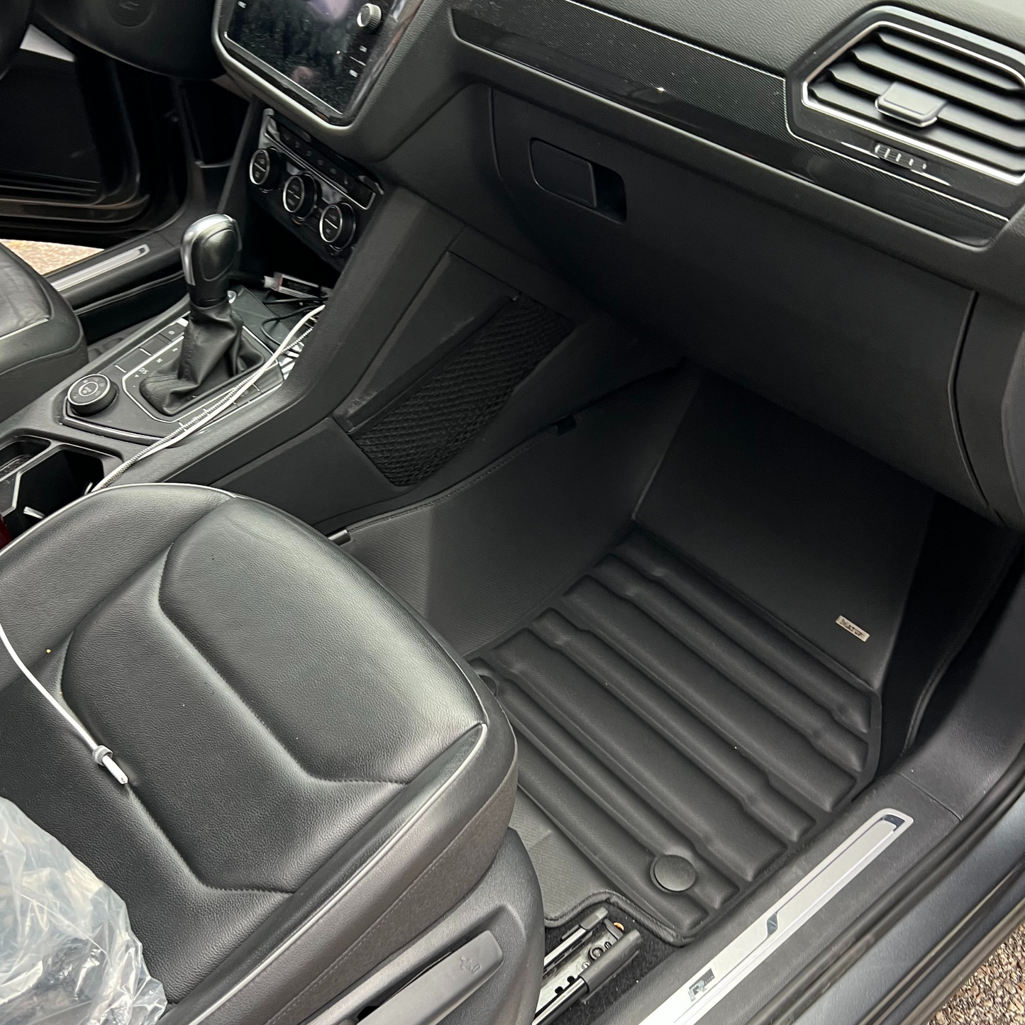 Tapis de sol Volkswagen Tiguan 2025-2026 | Couvre les rangées 1 et 2