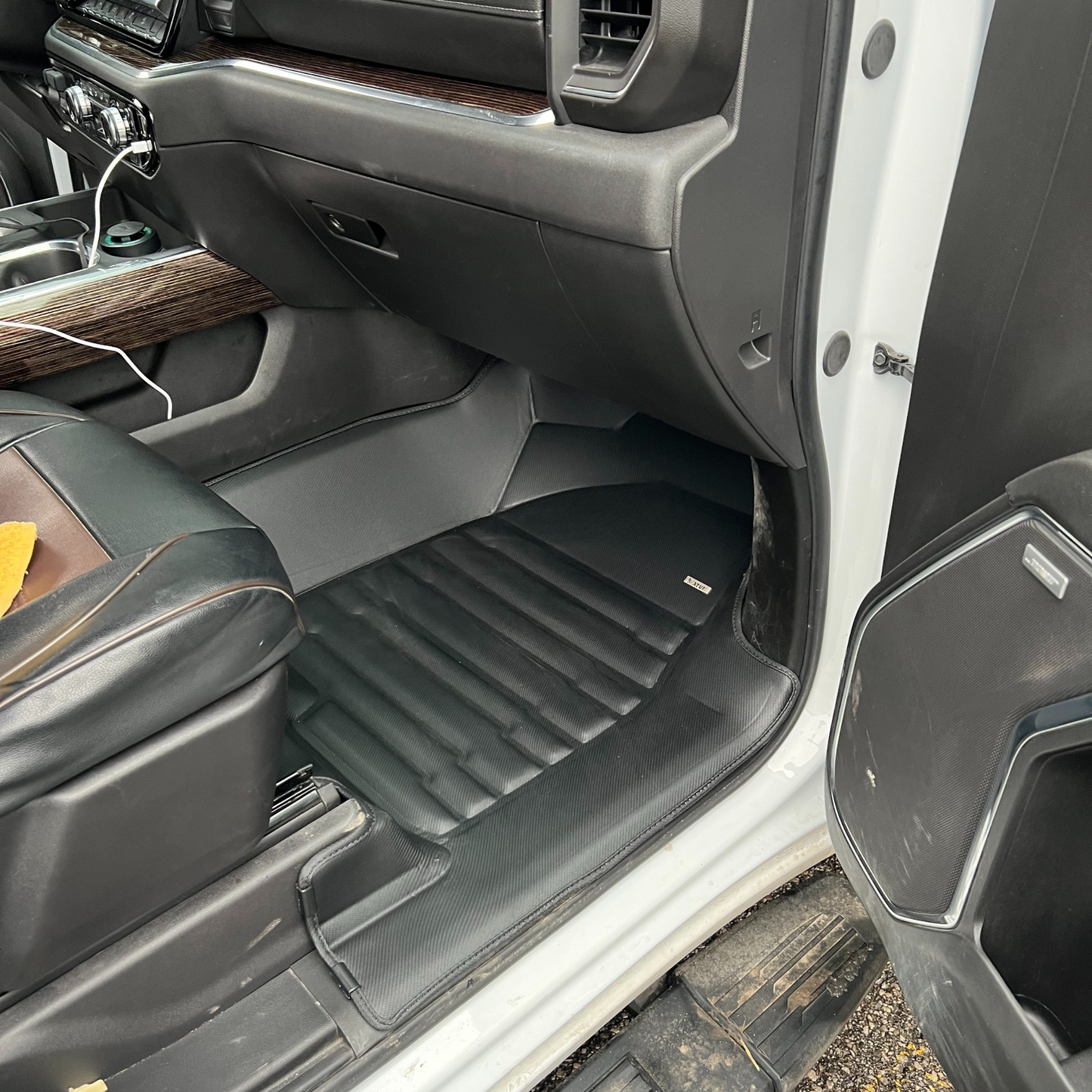 Chevrolet Silverado 1500 DoubleCab Floor Mats 2019-2026 | Covers Row 1 & 2