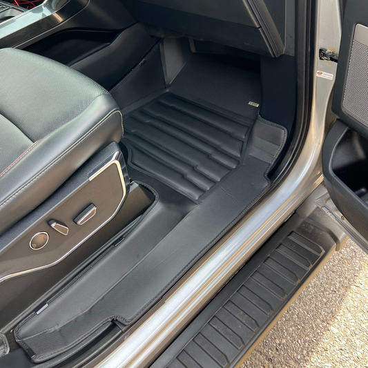 Tapis de sol pour Ford F-150 Lightning (sans rangement aux places arrière) 2022-2026 | Couvre les rangées 1 et 2