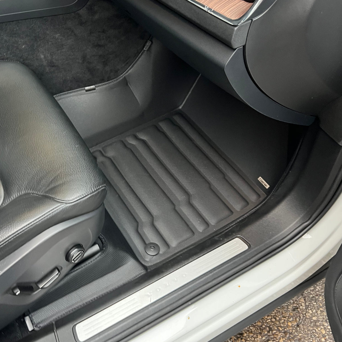 Volvo EX90 custom-fit floor mats by Mat Up!