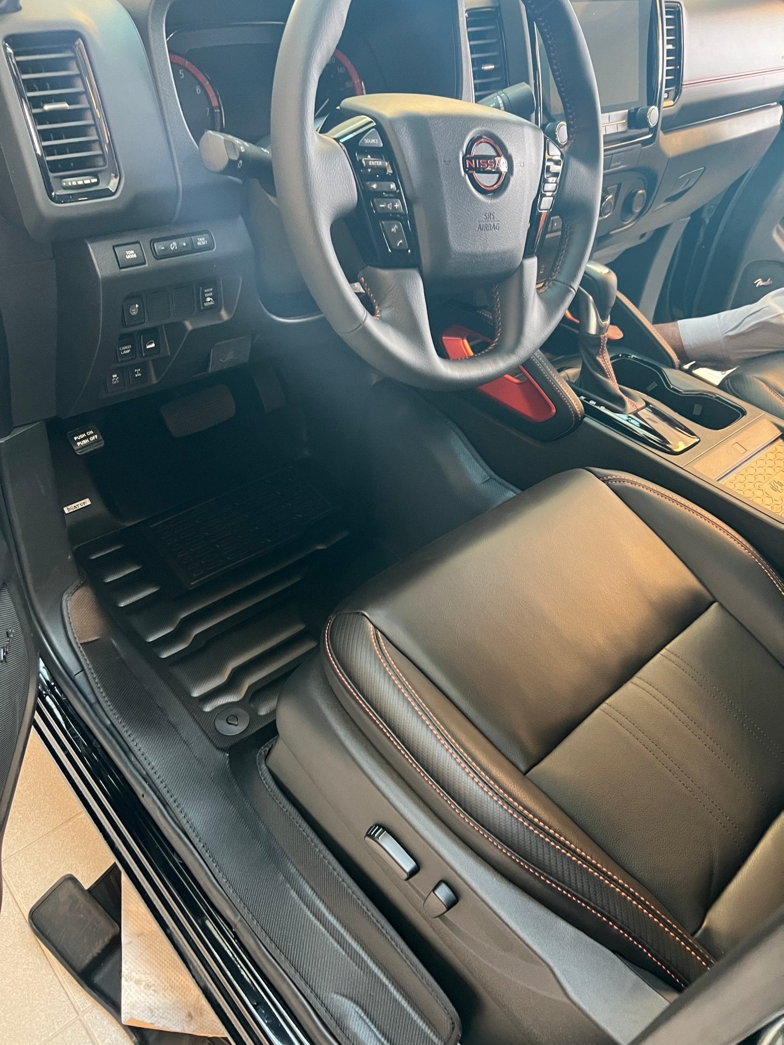 Mat Up! For Nissan Frontier Crew Cab 2022 - 2025 - Mat up! Car Mats