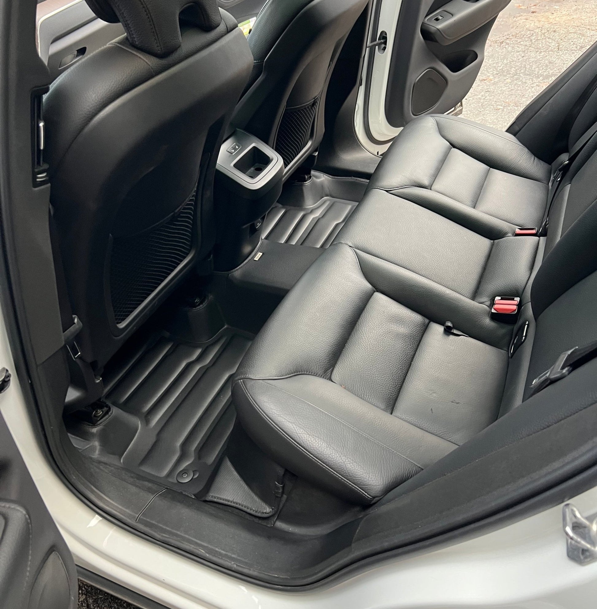 Mat Up! For Volvo XC60 2018 - 2025 Covers Row 1 & 2 - Mat up! Car Mats